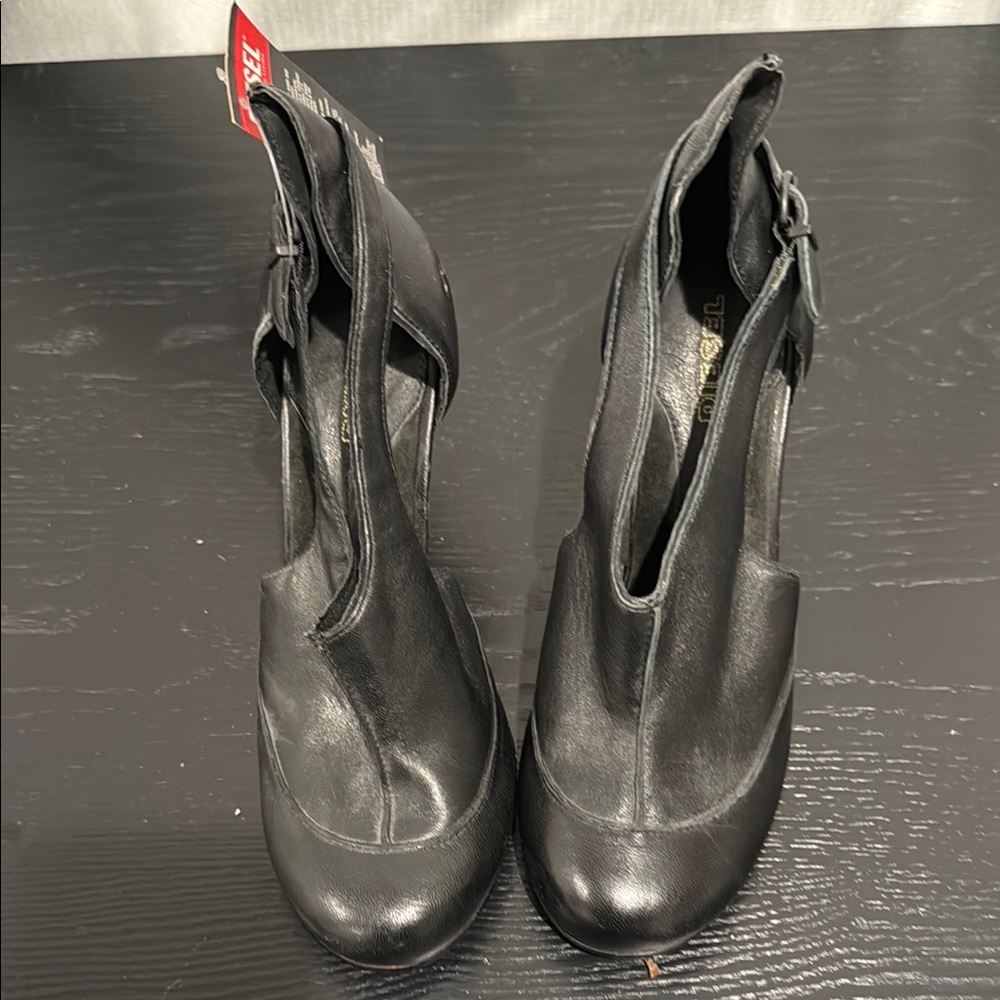 Diesel Black Heeled Boots with Sleek Design